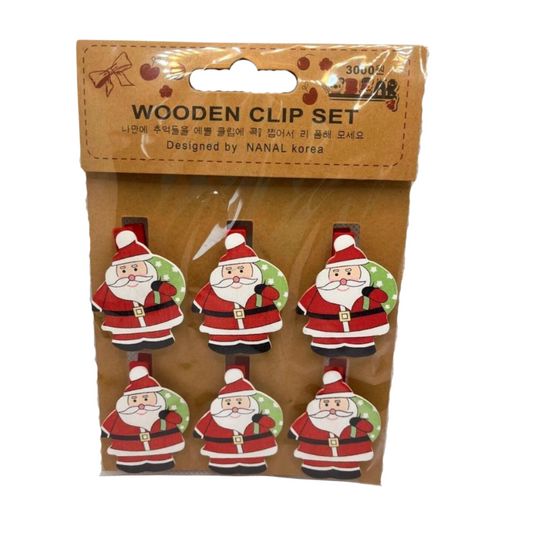 Santa wooden pegs